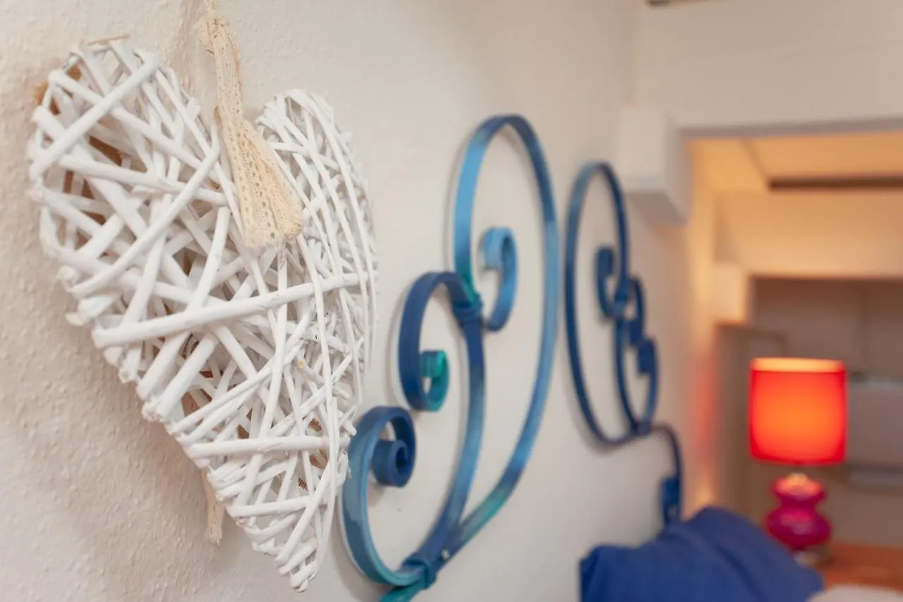 Apartamento Genius Loci Cozy House With Garden In The Old Town Olbia