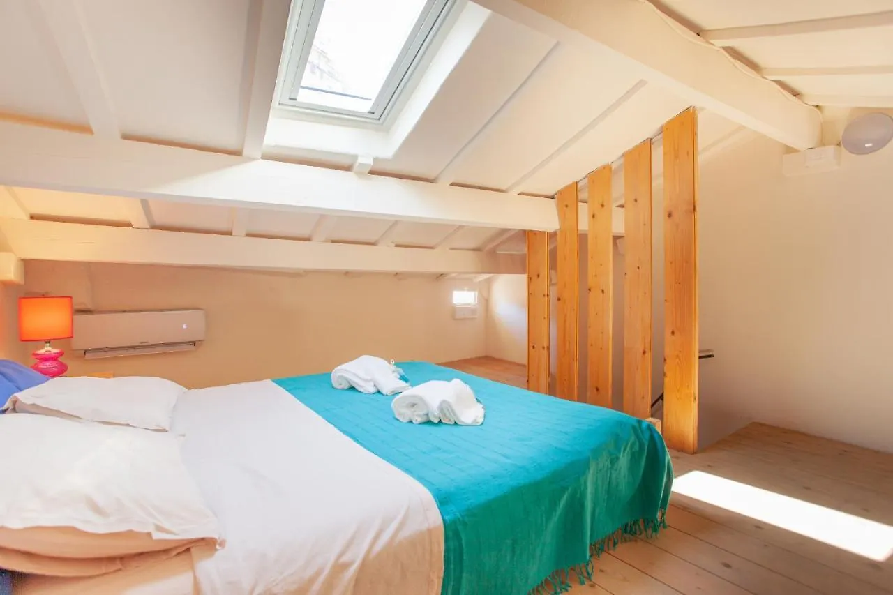 올비아 Genius Loci Cozy House With Garden In The Old Town 아파트 0*,