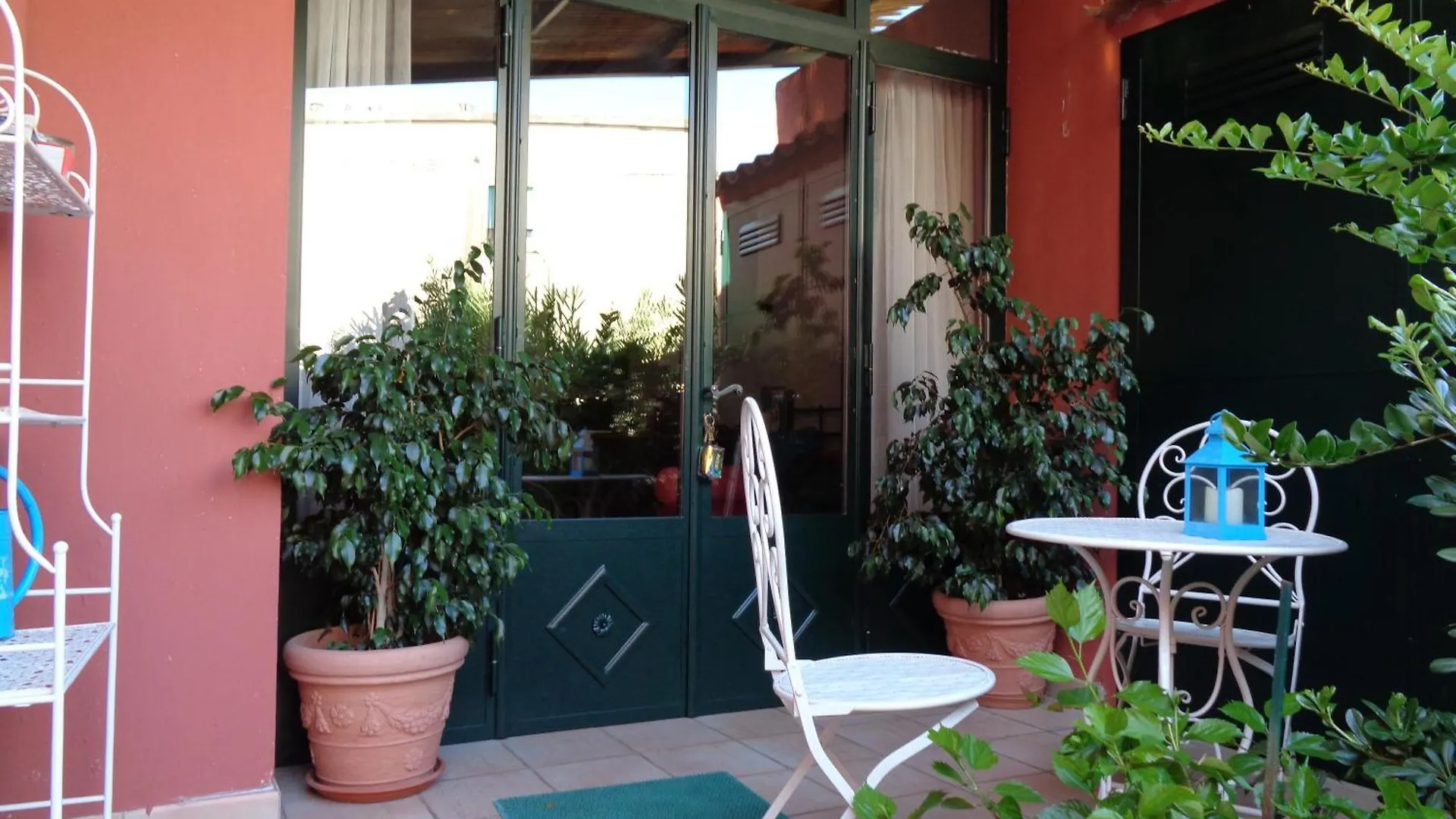 オルビアGenius Loci Cozy House With Garden In The Old Townアパートメント アパート